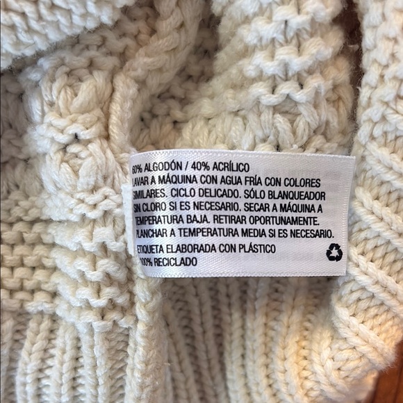 Universal Thread Cream Textured Sweater - Picture 5 of 6